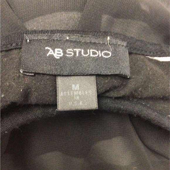 AB Studio Women’s Flutter Sleeve Asymmetric Top, Black, size M - Picture 6 of 6